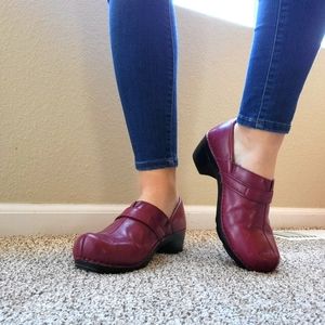 DANSKO Leather Side Button Solstice Clog